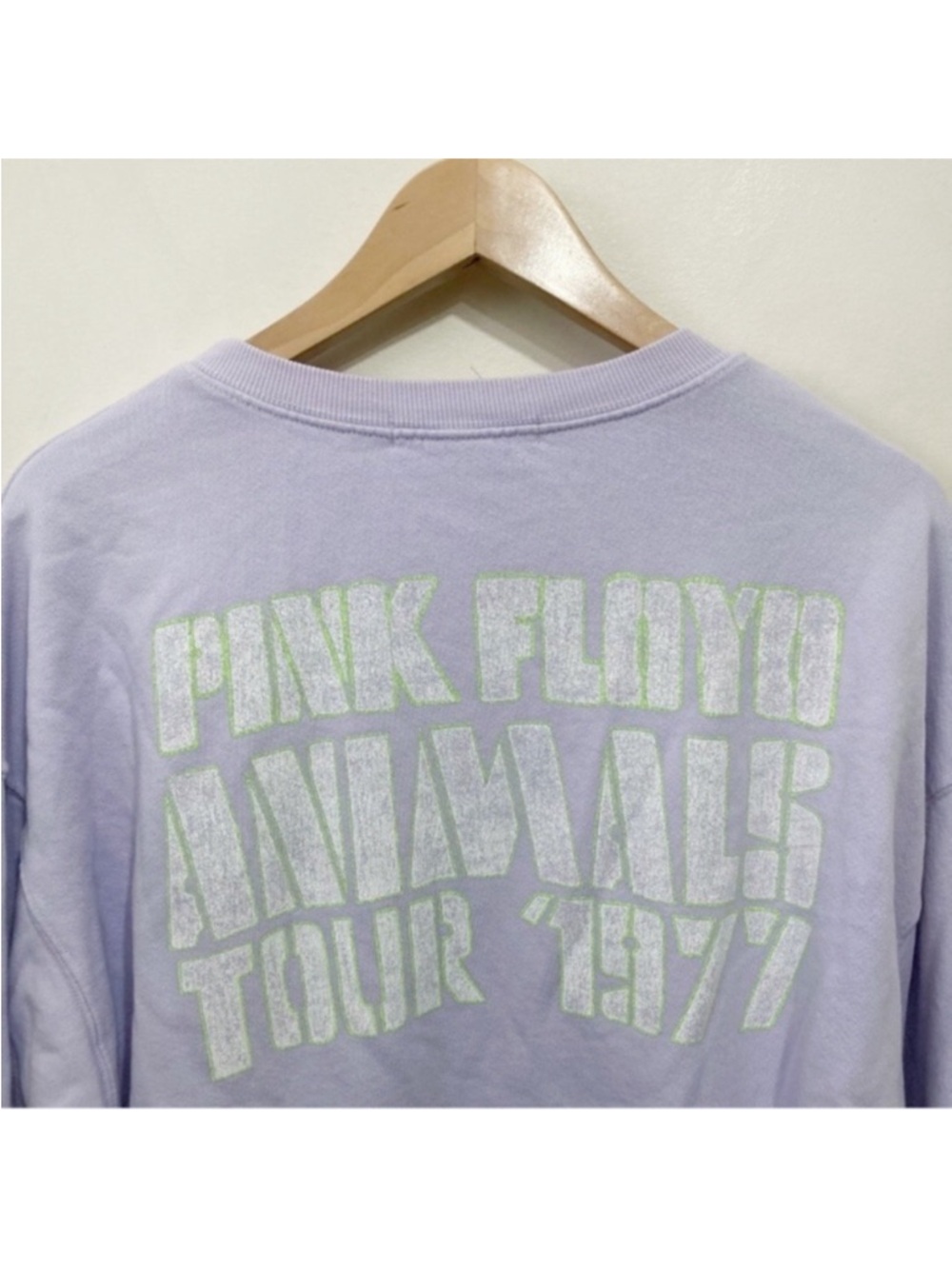 Daydreamer Pink Floyd Animals Tour 77 Lavender Sweatshirt Size Small Lilac Haze - Picture 8 of 10
